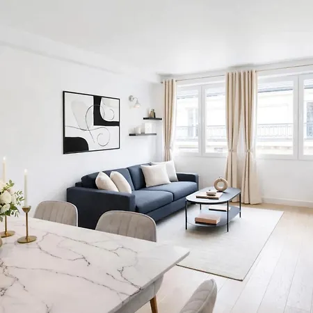 Champs Elysees - Prestige With Lift For 5 * Parigi