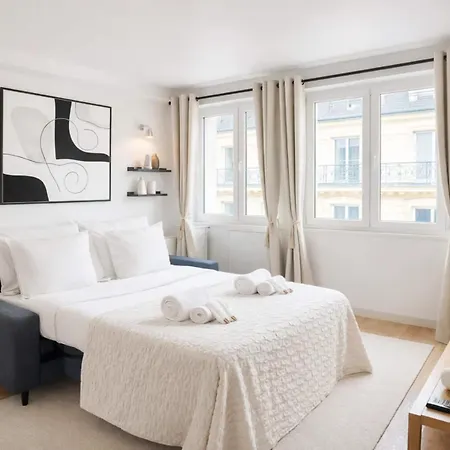 Champs Elysees - Prestige With Lift For 5 Appartamento